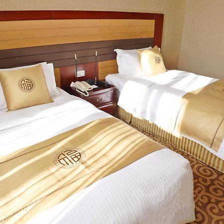 Jianguo Qianmen Beijing Hotel Bagian luar foto