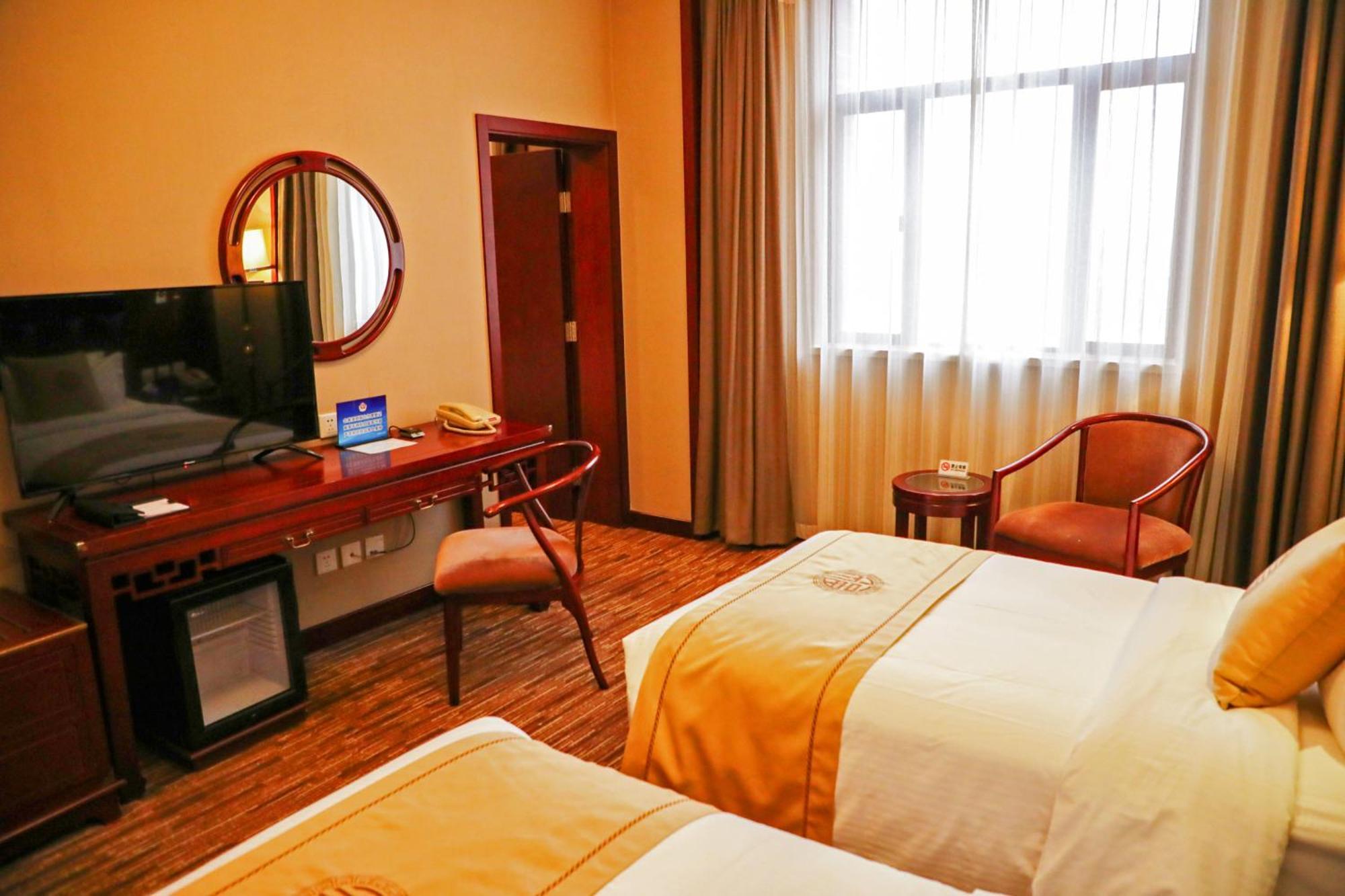 Jianguo Qianmen Beijing Hotel Bagian luar foto