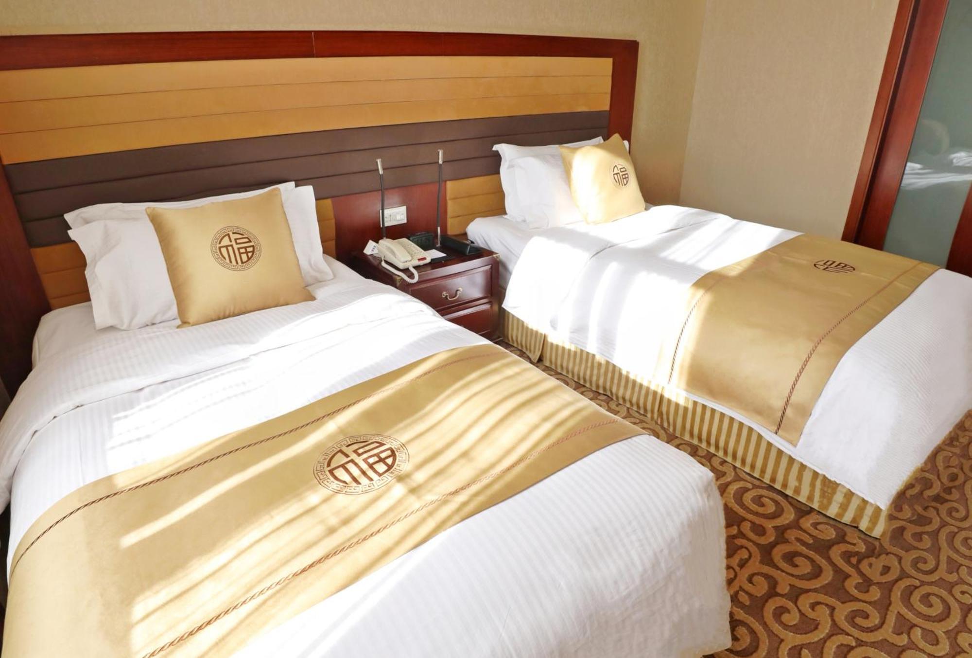 Jianguo Qianmen Beijing Hotel Bagian luar foto
