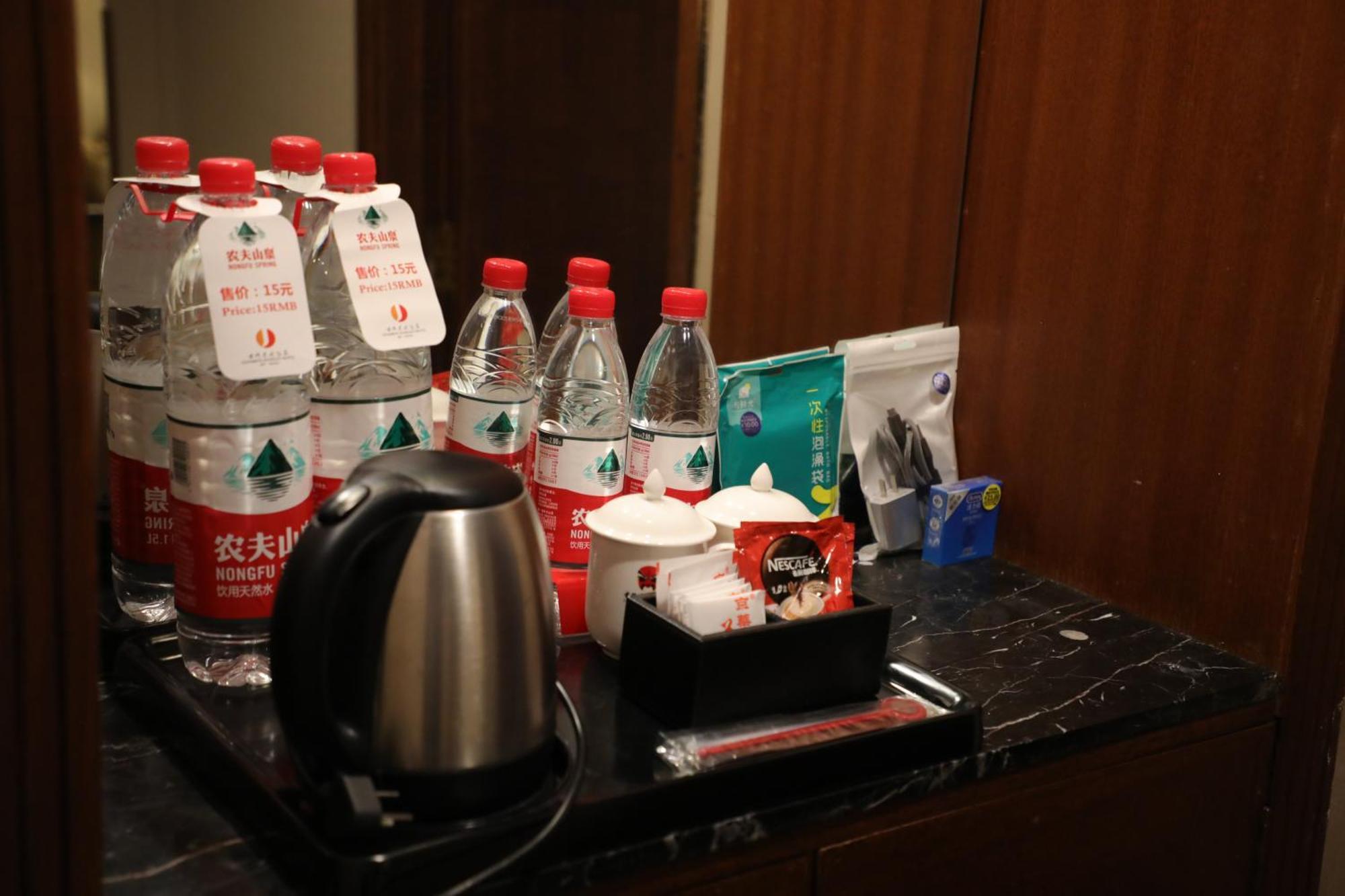 Jianguo Qianmen Beijing Hotel Bagian luar foto